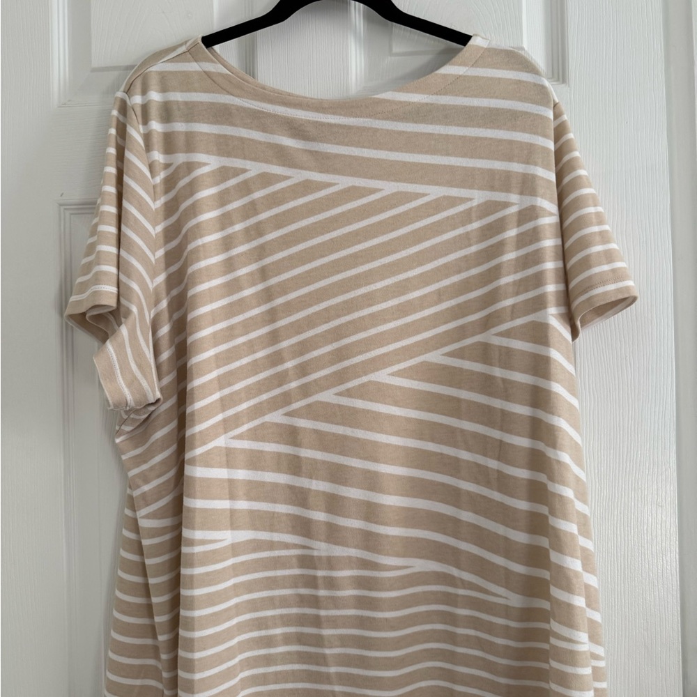 Karen Scott Beige and White Asymmetrical StripeTop - 4X